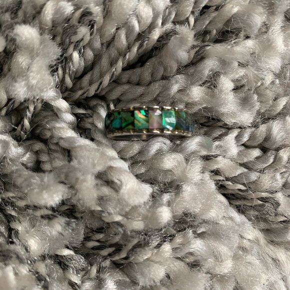 Iridescent Ring - Picture 2 of 5